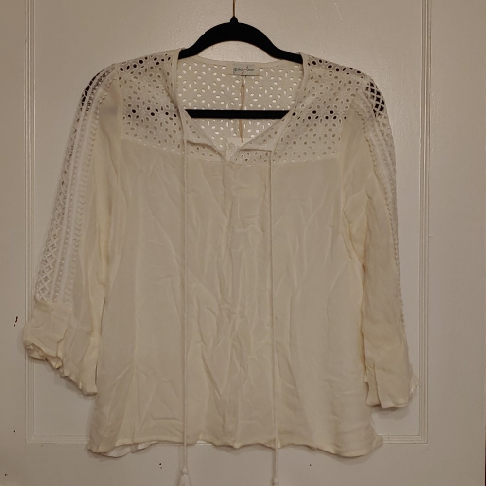 Grace & Lace Cream top